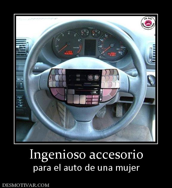 Ingenioso accesorio para el auto de una mujer