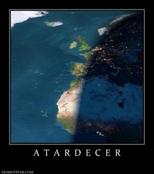 A  T  A  R  D  E  C  E  R