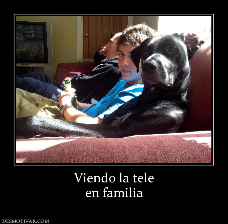 Viendo la tele en familia