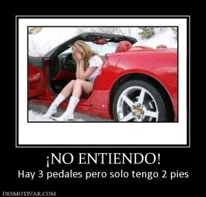 ¡NO ENTIENDO! Hay 3 pedales pero solo tengo 2 pies