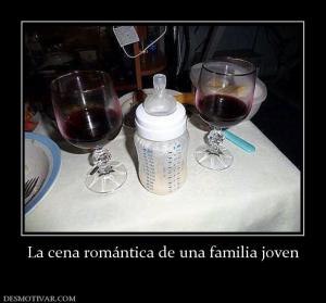 La cena romántica de una familia joven