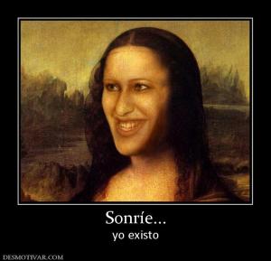 Sonríe... yo existo