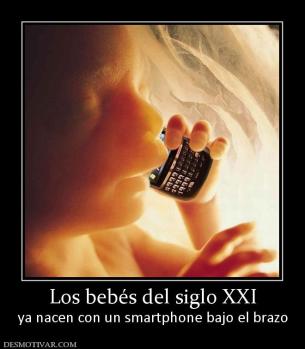 Los bebés del siglo XXI ya nacen con un smartphone bajo el brazo