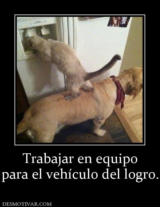 Trabajar en equipo para el vehículo del logro.