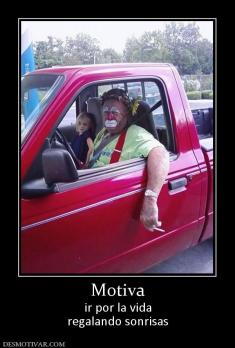 Motiva ir por la vida regalando sonrisas